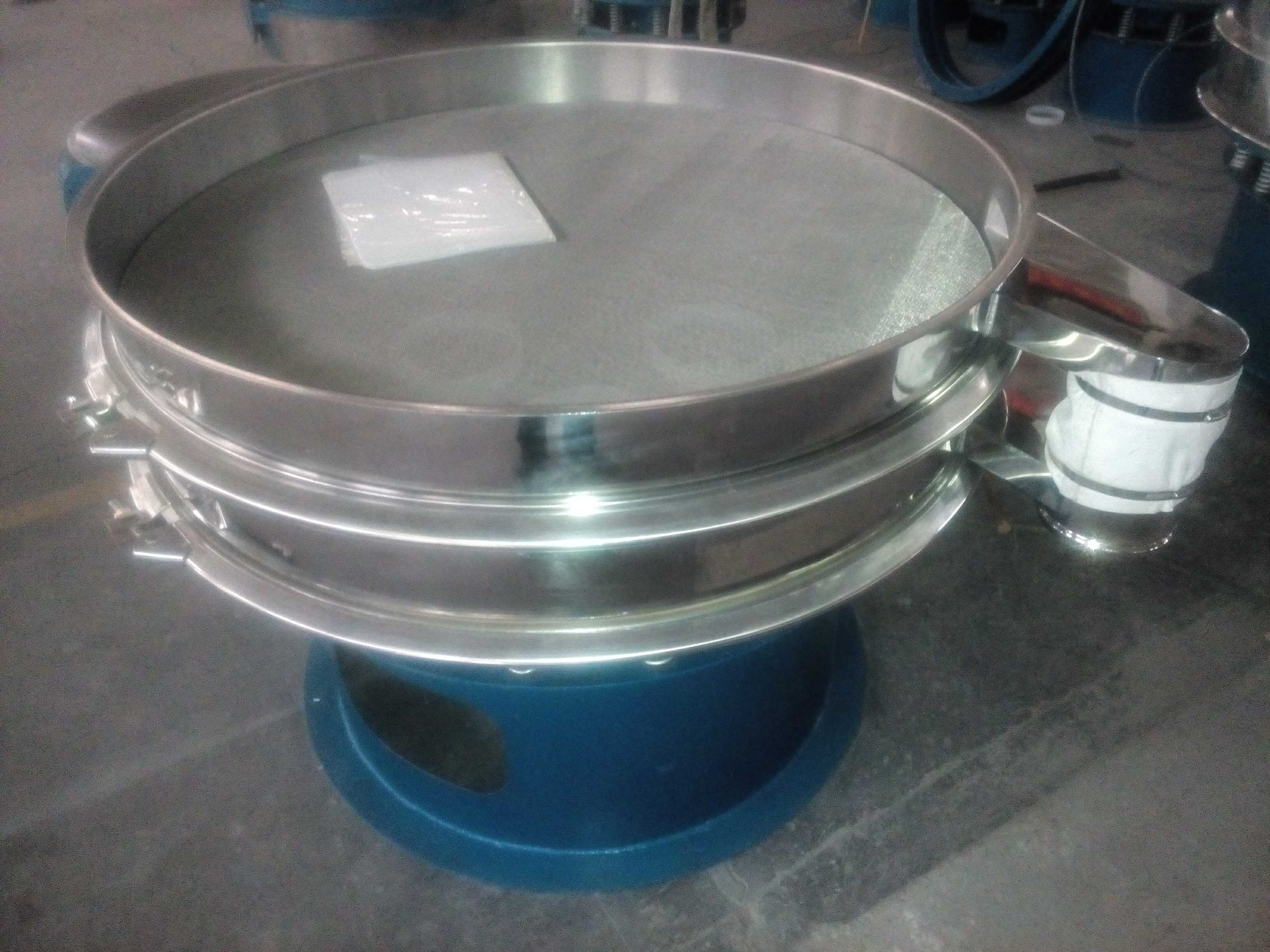 旋振篩出料口為什么有的設(shè)計(jì)為閘門(mén)型呢? (多層振動(dòng)篩下料口)